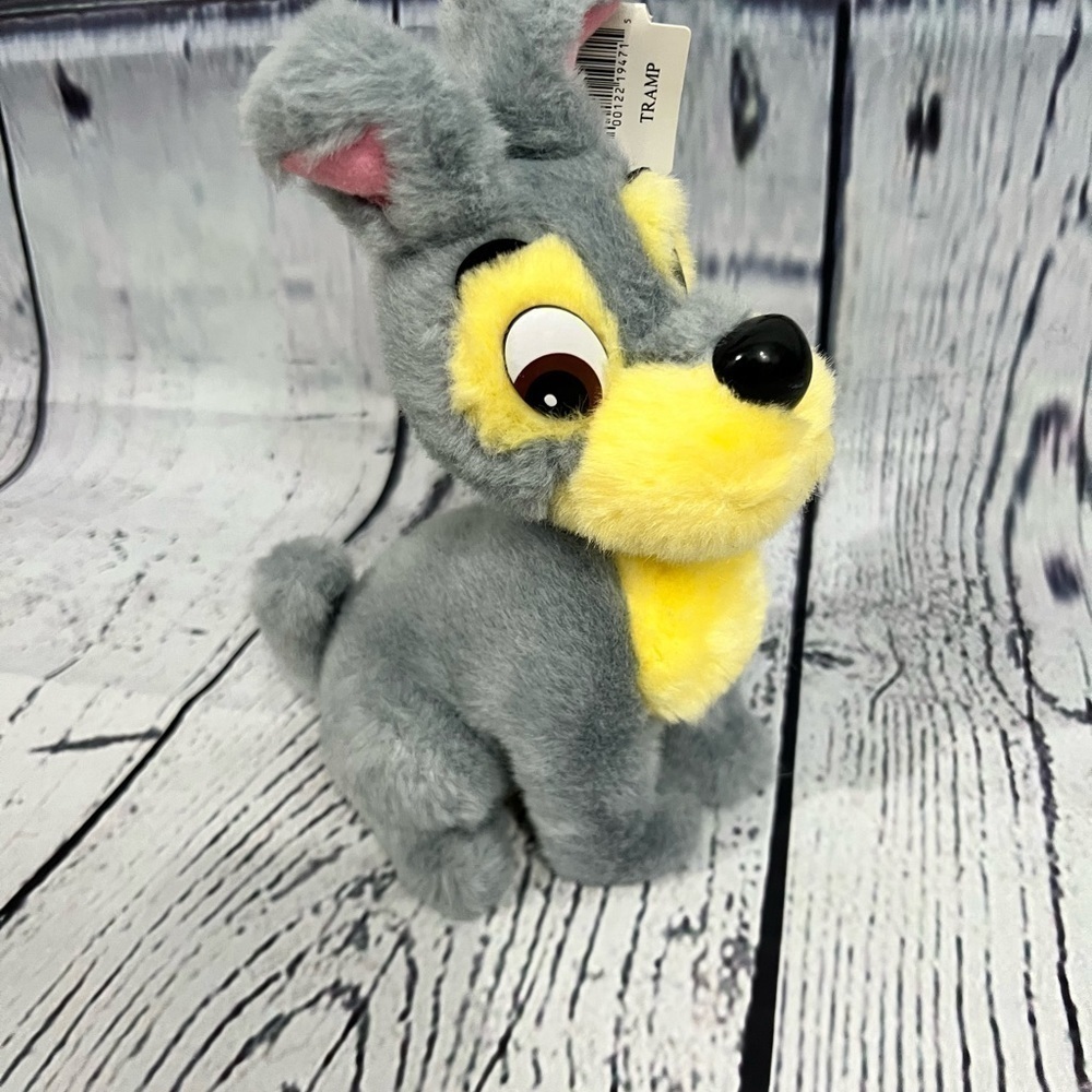 Lady and the Tramp pillow pet Disney Parks & NWT 9” plush Tramp stuffed animal - Picture 10 of 14
